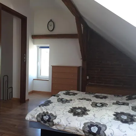 Dom Letniskowy Nad Jeziorem Orzysz Prázdninový dům *